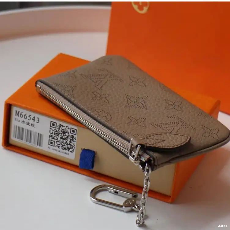LV Bags 208B570109 0722